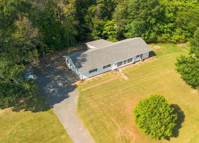 Property at 8525 Portsville Rd, Laurel, DE 19956, 3 beds, 2.5 baths