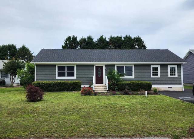 Property at 38751 Sea Gull Rd, Selbyville, DE 19975, 3 beds, 2.5 baths