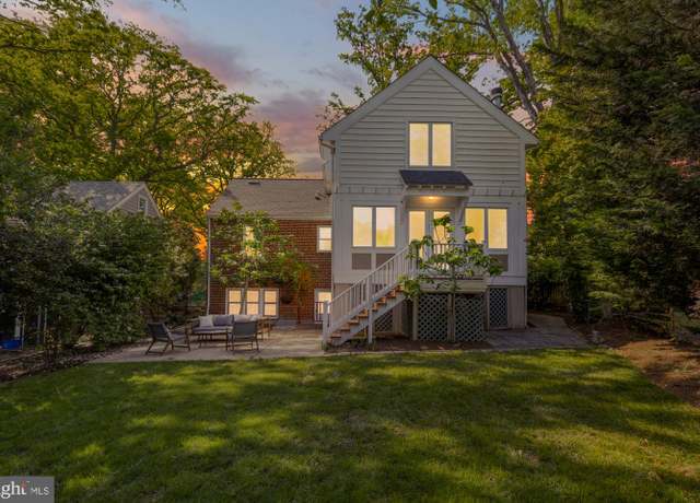 Property at 517 Margaret Dr, Silver Spring, MD 20910, 5 beds, 3 baths