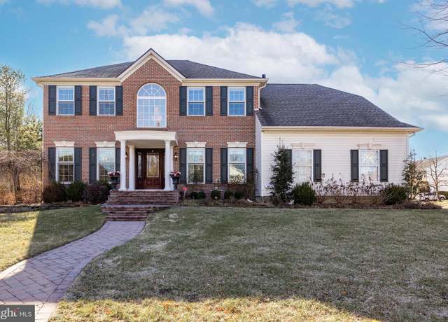 Property at 2 Brook Ln, Lumberton, NJ 08048, 4 beds, 2.5 baths