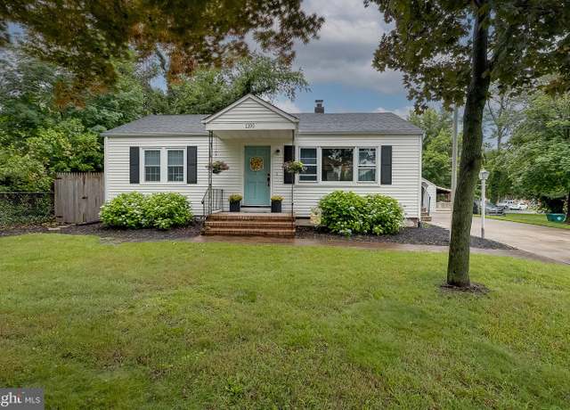 Property at 1100 Woodlane Rd, Eastampton, NJ 08060, 3 beds, 1 bath