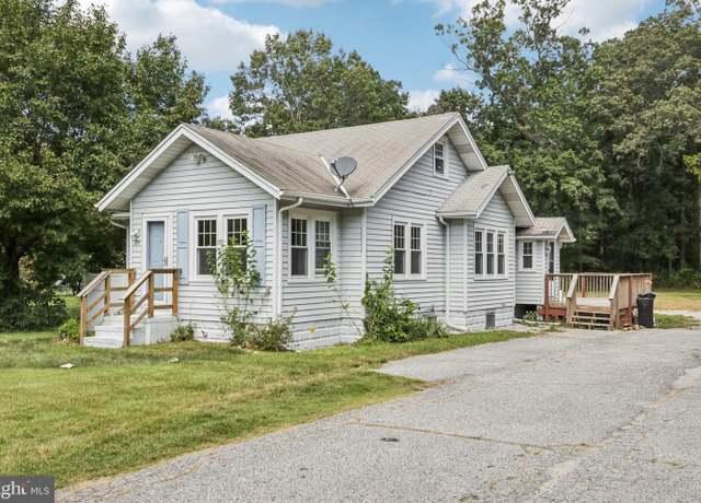 Property at 1354 Roosevelt Blvd, Vineland, NJ 08361, 2 beds, 1 bath