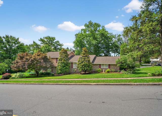 Property at 56 Hearthstone Dr, Reading, PA 19606, 3 beds, 3 baths