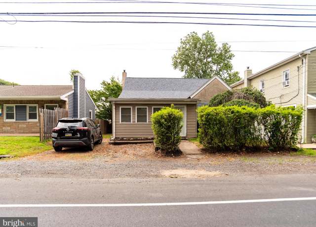 Property at 1114 State Rd, Croydon, PA 19021, 3 beds, 1.5 baths