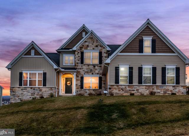 Property at 2002 N Fall Harvest Dr, Mechanicsburg, PA 17055, 5 beds, 4.5 baths