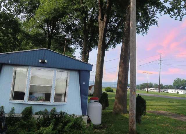 Property at 404 Venice Ave, Carlisle, PA 17015, 3 beds, 1 bath