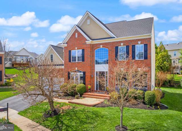 Property at 20335 Rivercliff Ct, Sterling, VA 20165, 4 beds, 4.5 baths