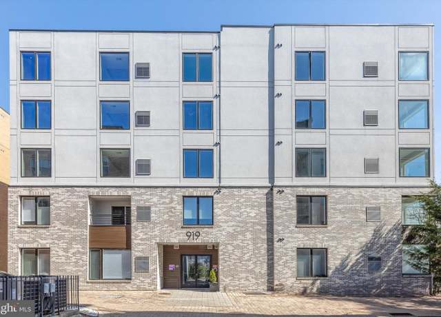 Property at 919 12th St NE #201, Washington, DC 20002, 1 bed, 1 bath