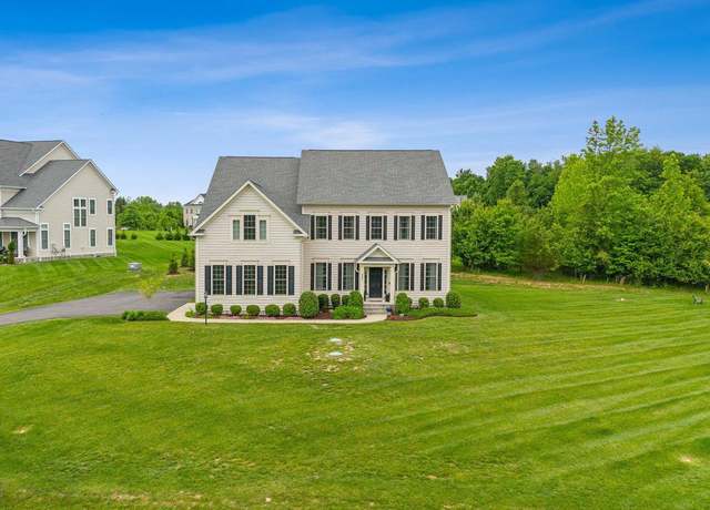 Property at 237 Barberry Ln, Laytonsville, MD 20882, 6 beds, 5.5 baths