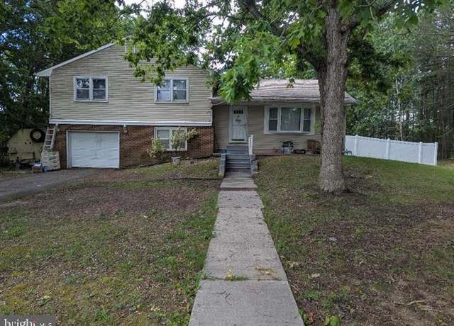 Property at 55 Atlas Lane Rd, Egg Harbor Township, NJ 08234, 4 beds, 2 baths