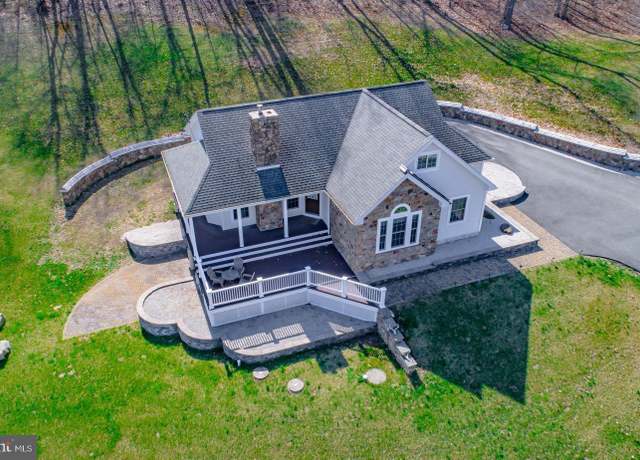 Property at 410 Hill Church Rd, Boyertown, PA 19512, 4 beds, 4 baths