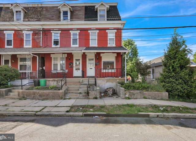 Property at 44 Wyomissing Ave, Shillington, PA 19607, 5 beds, 1 bath