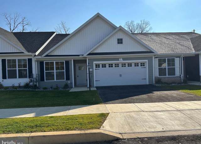 Property at 141 Stephenson Rd #17, Camp Hill, PA 17011, 3 beds, 2 baths