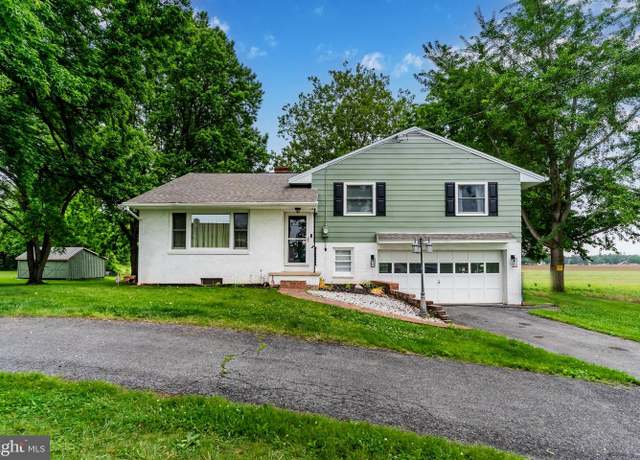 Property at 101 Horners Rd, Carlisle, PA 17015, 3 beds, 1.5 baths