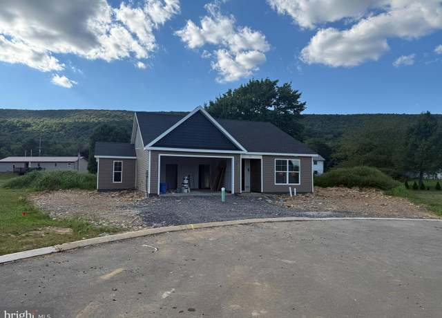Property at 105 Bluestem Cir, Centre Hall, PA 16828, 3 beds, 2 baths