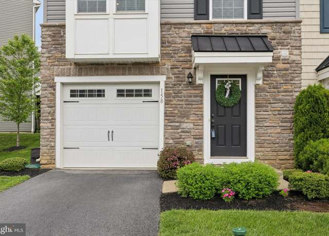 Property at 158 Mulberry Dr, Malvern, PA 19355, 3 beds, 2.5 baths