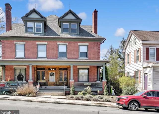 Property at 219 E Main St, Ephrata, PA 17522, 4 beds