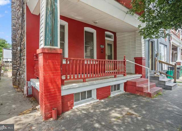 Property at 609 E Chestnut St, Lancaster, PA 17603, 4 beds, 2 baths
