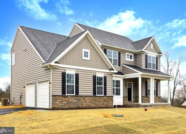 Property at 3024 Finland Rd, Pennsburg, PA 18073, 4 beds, 2.5 baths