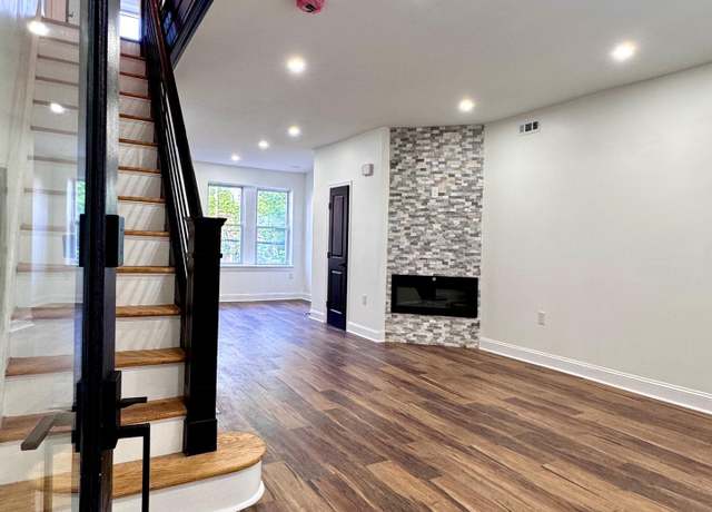 Property at 1015 S Frazier St, Philadelphia, PA 19143, 3 beds, 1.5 baths