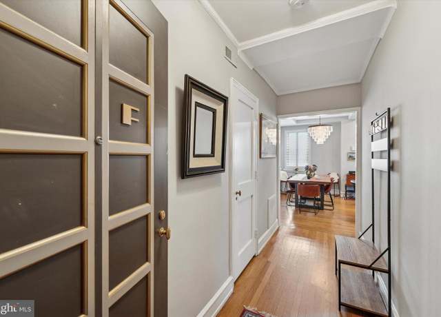 Property at 1901 Walnut St Unit 14F, Philadelphia, PA 19103, 1 bed, 1 bath