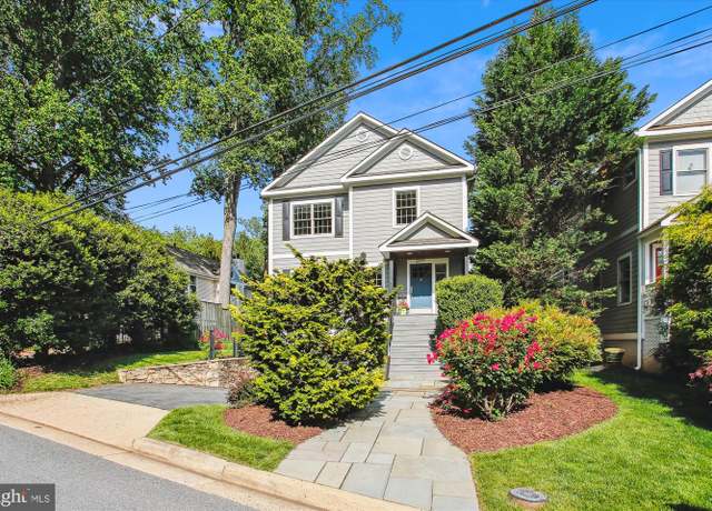 Property at 2371 N Edgewood St, Arlington, VA 22207, 4 beds, 4.5 baths