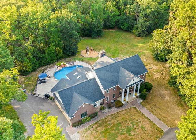 Property at 12102 Brent Town Rd, Catlett, VA 20119, 5 beds, 4 baths