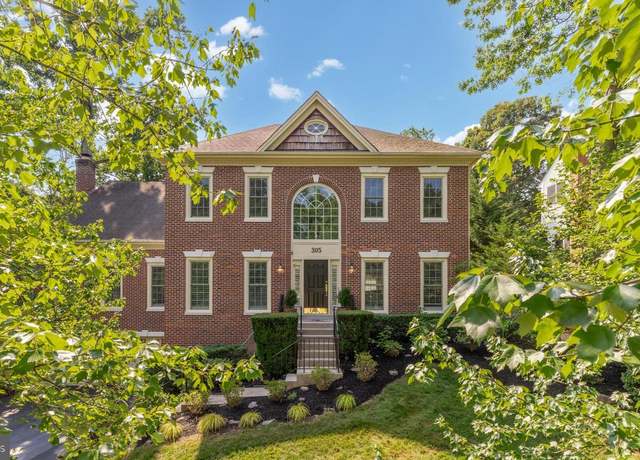 Property at 305 Springwood Ct NE, Vienna, VA 22180, 5 beds, 3.5 baths