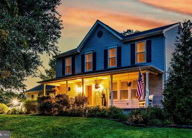 Property at 162 Applegate Dr, Sterling, VA 20164, 3 beds, 3.5 baths