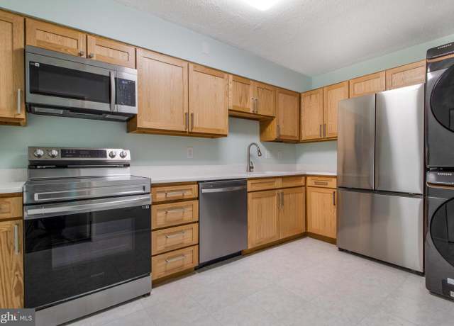 Property at 15115 Interlachen Dr Unit 3-1020, Silver Spring, MD 20906, 2 beds, 2 baths