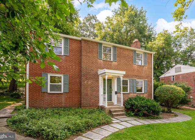 Property at 7307 15th Ave, Takoma Park, MD 20912, 4 beds, 2 baths