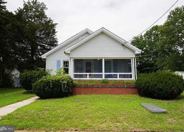 Property at 706 Madison St, Salisbury, MD 21804, 3 beds, 1 bath
