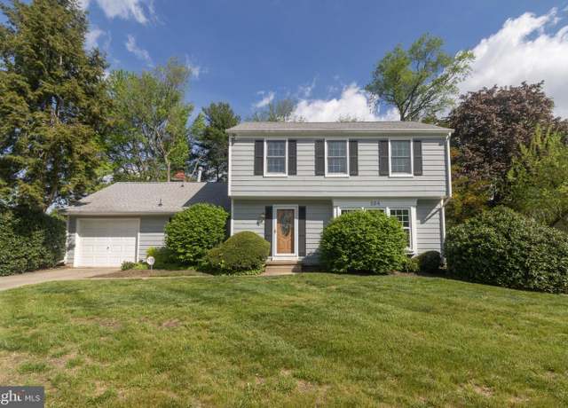 Property at 104 Dorado Dr, Delran, NJ 08075, 3 beds, 1.5 baths