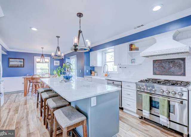 Property at 120 Trappe Ln, Langhorne, PA 19047, 4 beds, 2.5 baths