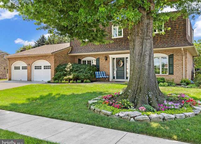 Property at 710 Robert St, Mechanicsburg, PA 17055, 3 beds, 2.5 baths