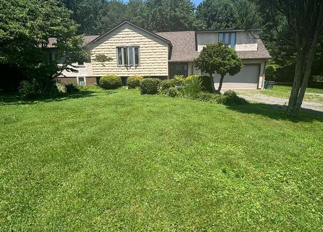 Property at 180 College Cir, Lincoln University, PA 19352, 6 beds, 3 baths