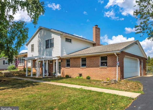 Property at 6423 Bikle Rd, Chambersburg, PA 17202, 5 beds, 3 baths