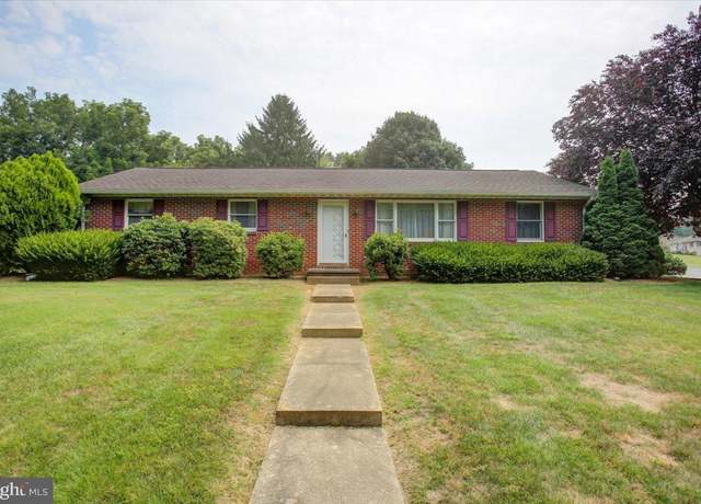 Property at 260 Woodstock Rd, Fayetteville, PA 17222, 3 beds, 1.5 baths