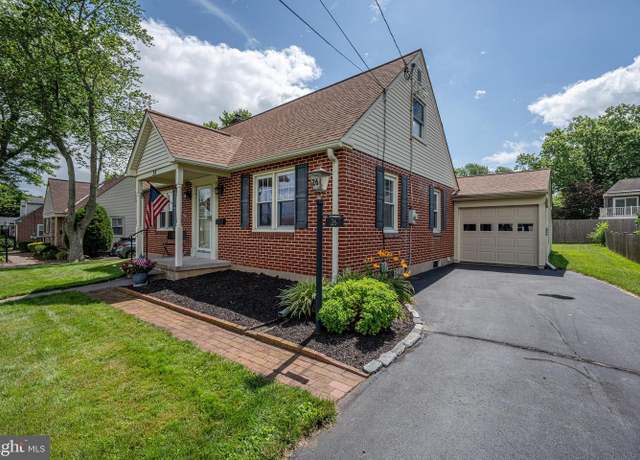 Property at 26 Highland Dr, Telford, PA 18969, 3 beds, 2 baths