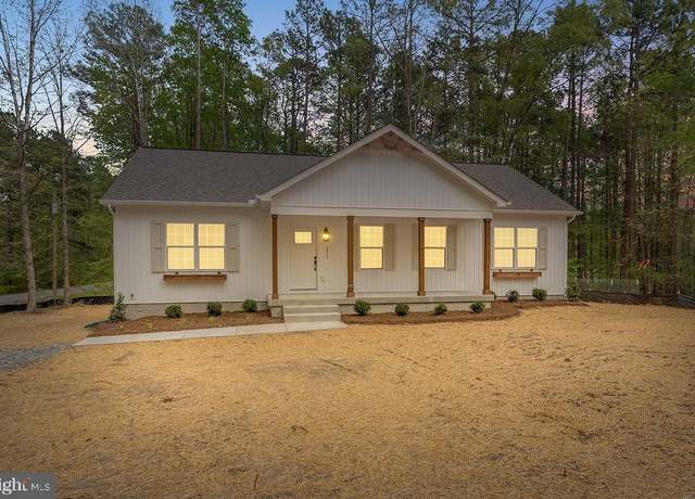 Property at 111 Waverly Dr, Ruther Glen, VA 22546, 3 beds, 2 baths