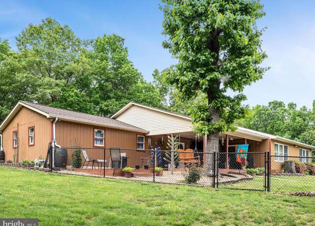 Property at 281 Light Rd, Winchester, VA 22603, 3 beds, 2.5 baths