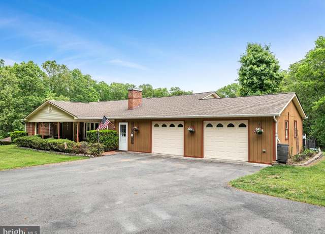 Property at 281 Light Rd, Winchester, VA 22603, 3 beds, 2.5 baths