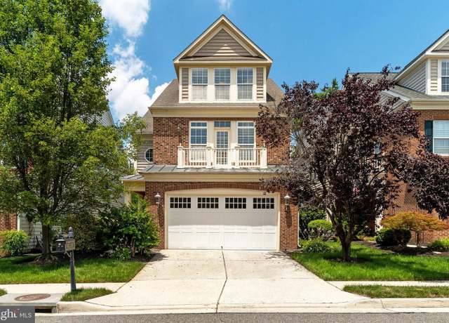 Property at 5968 Manorview Way, Alexandria, VA 22315, 4 beds, 3.5 baths