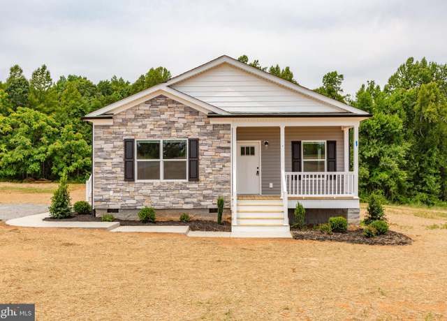 Property at 967 Levi Rd, Green Bay, VA 23942, 3 beds, 2 baths