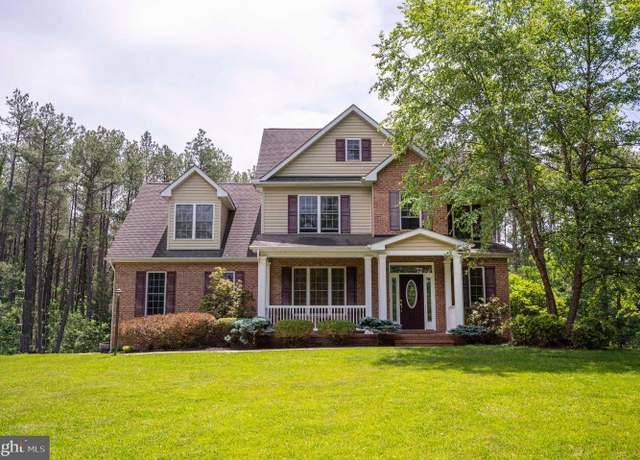 Property at 168 Thomas Dr, Middletown, VA 22645, 4 beds, 2.5 baths
