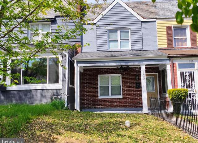 Property at 208 34th St NE, Washington, DC 20019, 2 beds, 2.5 baths