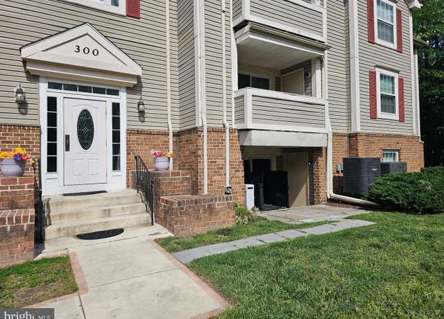 Property at 306 Long Cove Ln Unit D, Baltimore, MD 21221, 2 beds, 2 baths