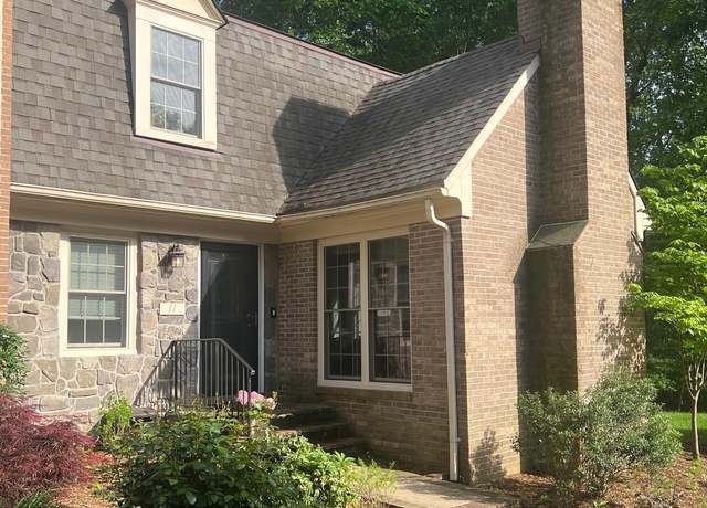 Property at 11 Bentridge Ct, Potomac, MD 20854, 3 beds, 3 baths