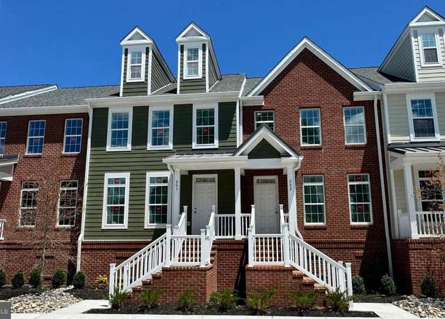 Property at 300 Dixon St #203, Easton, MD 21601, 3 beds, 3 baths