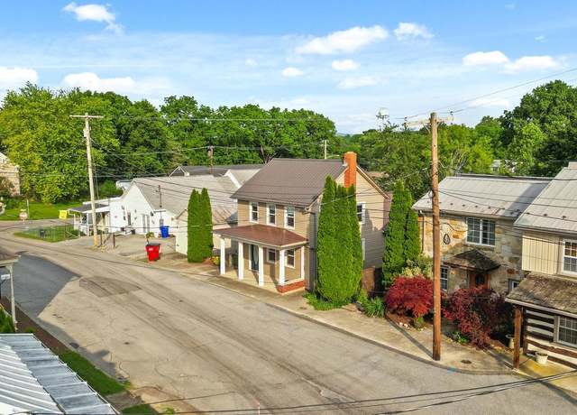 Property at 306 W Chapline St, Sharpsburg, MD 21782, 2 beds, 1 bath
